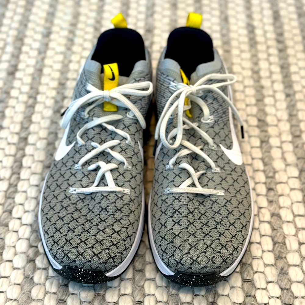 Men’s Gray Nike Metcon size 14